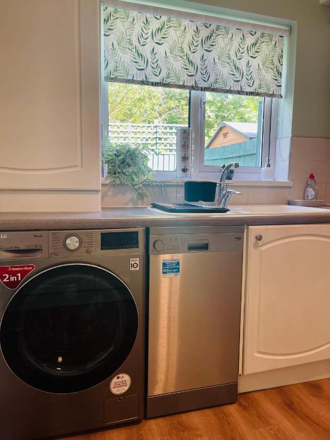 Tanglewood House Abergavenny With Private Parking Villa ภายนอก รูปภาพ