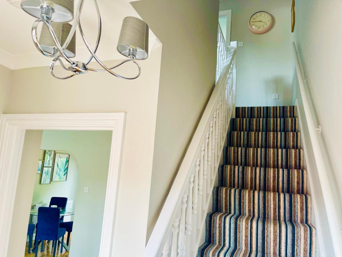 Tanglewood House Abergavenny With Private Parking Villa ภายนอก รูปภาพ
