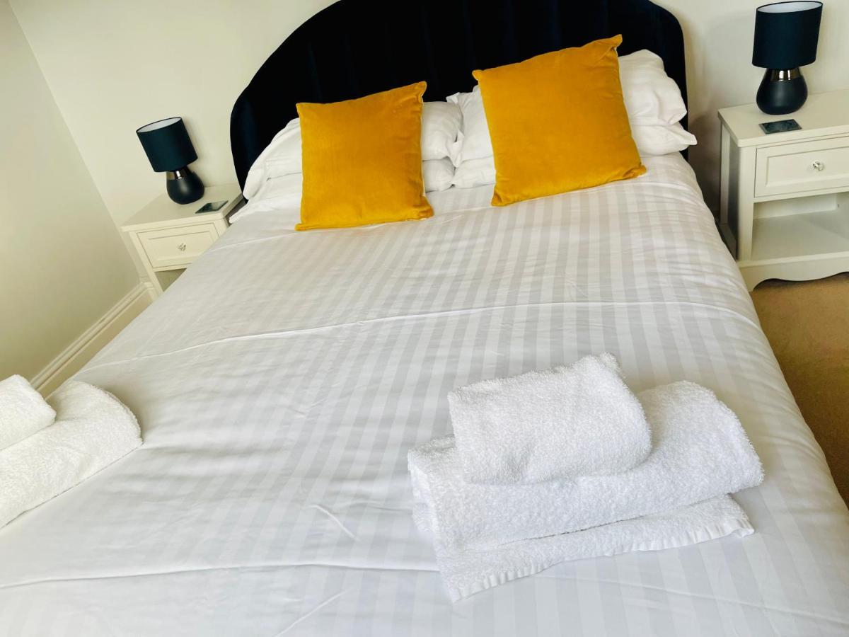 Tanglewood House Abergavenny With Private Parking Villa ภายนอก รูปภาพ